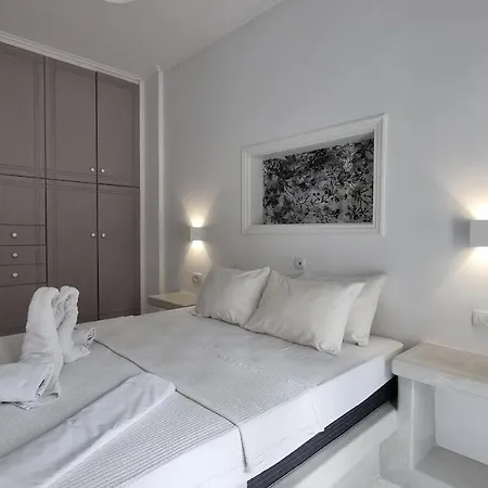 3 Bedrooms House